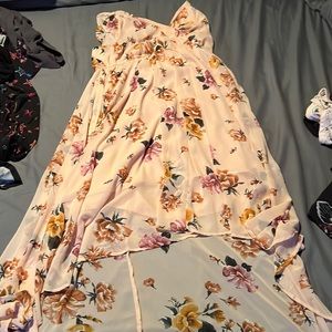 torrid dress. Torrid size 1 =size 14/16
25$ or 2/40$